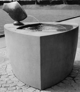 Fisch von Hanni Salath&eacute;, 1957
