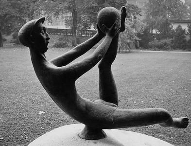 Fussballspieler von Heinz Marco Fiorese, 1951