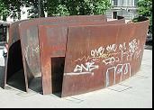 Intersection von Richard Serra, 1992