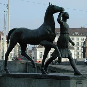 Amazone, Pferd f&uuml;hrend von Carl Nathan Burckhardt, 1926
